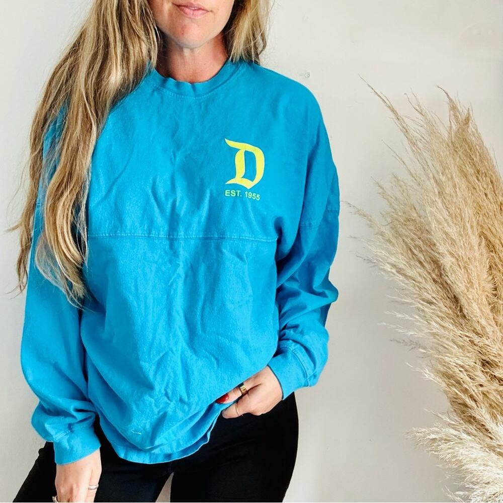 WALT DISNEY Disneyland Bright Blue Sparkle Spirit Jersey Long Sleeve Tee Shirt M
